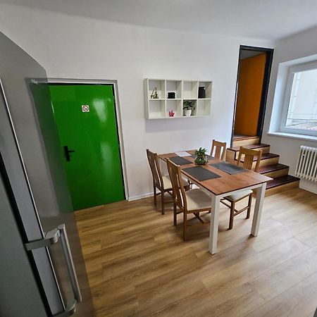 Hotel Squash Centrum Prievidza Oda fotoğraf