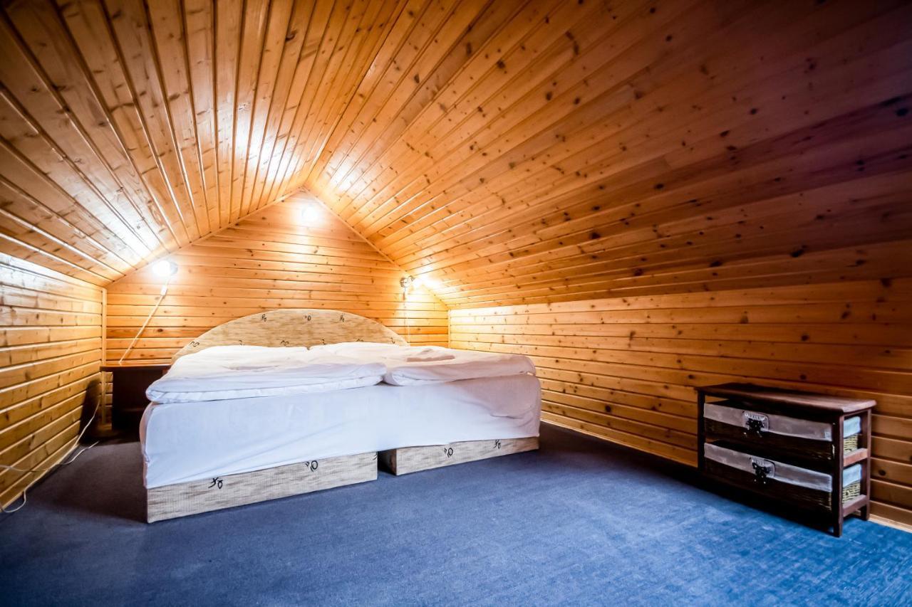 Hotel Squash Centrum Prievidza Dış mekan fotoğraf