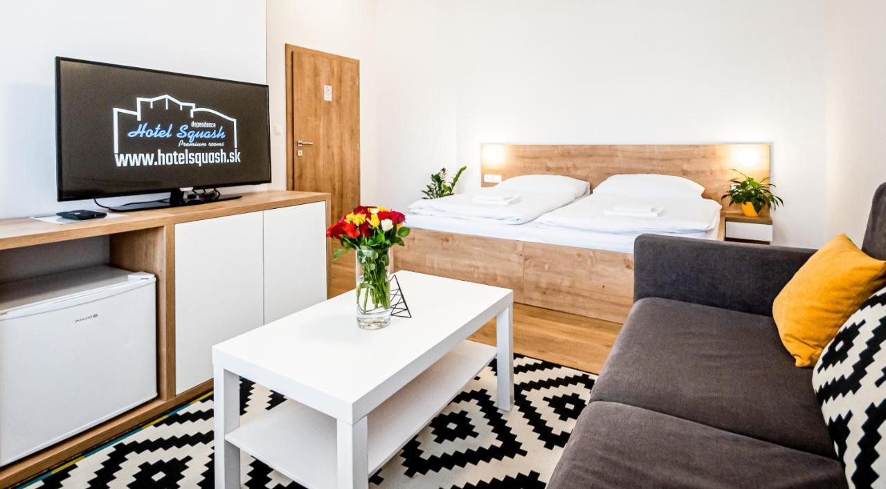 Hotel Squash Centrum Prievidza Dış mekan fotoğraf
