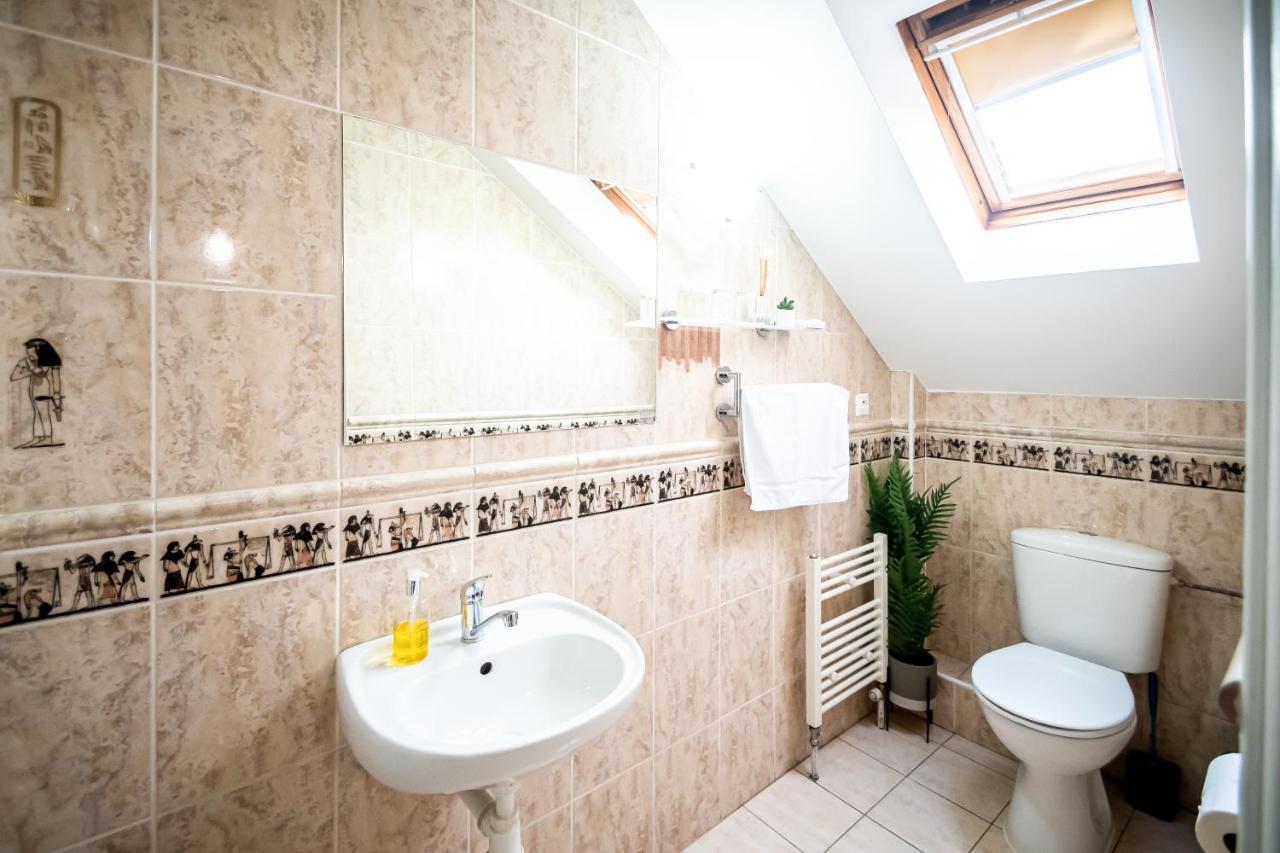 Hotel Squash Centrum Prievidza Dış mekan fotoğraf