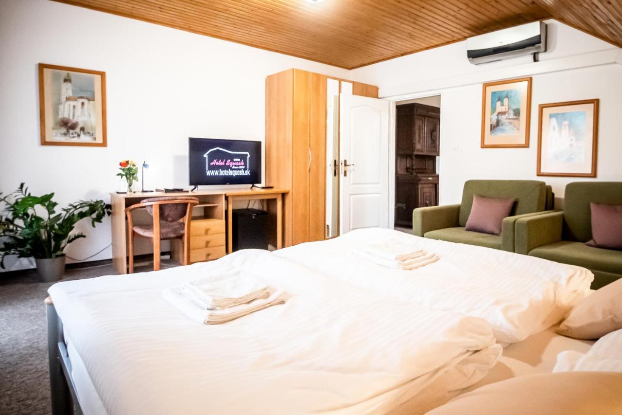 Hotel Squash Centrum Prievidza Dış mekan fotoğraf