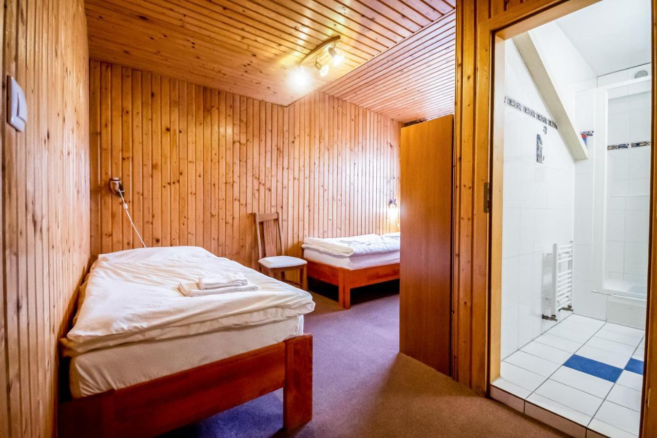 Hotel Squash Centrum Prievidza Dış mekan fotoğraf