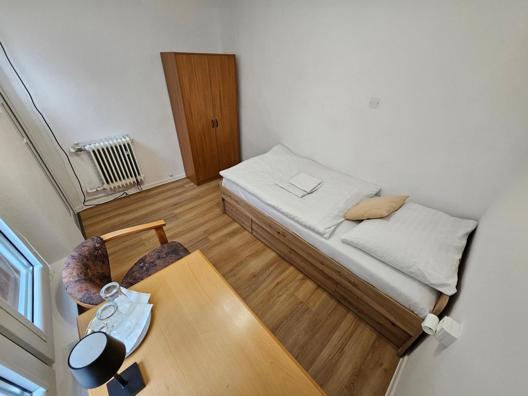 Hotel Squash Centrum Prievidza Oda fotoğraf