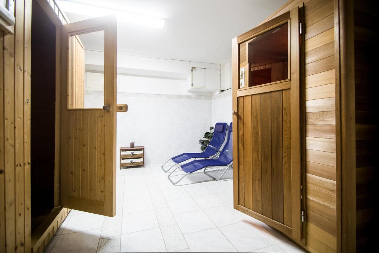 Hotel Squash Centrum Prievidza Dış mekan fotoğraf