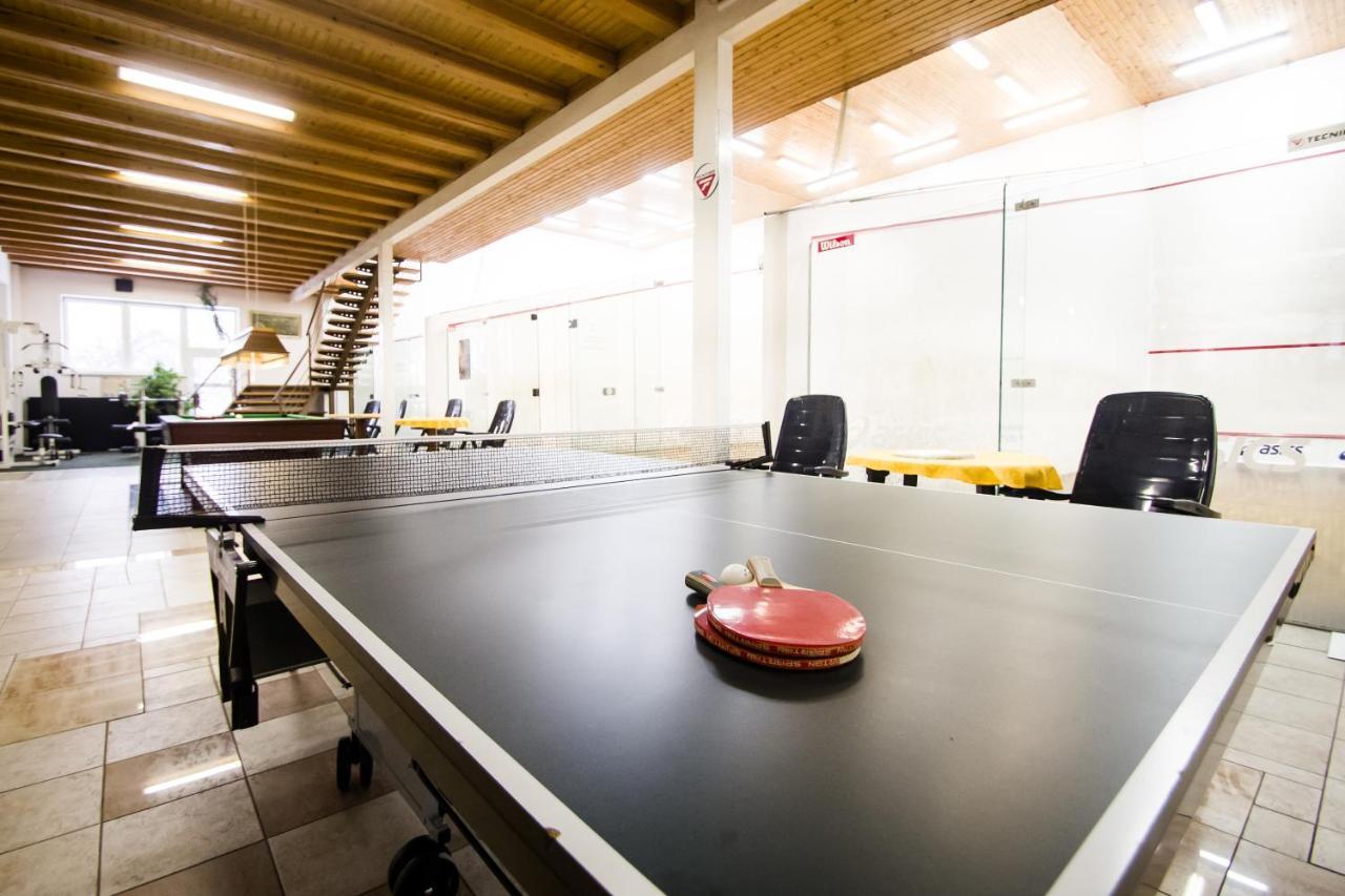 Hotel Squash Centrum Prievidza Dış mekan fotoğraf