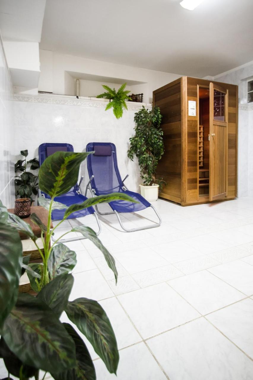 Hotel Squash Centrum Prievidza Dış mekan fotoğraf
